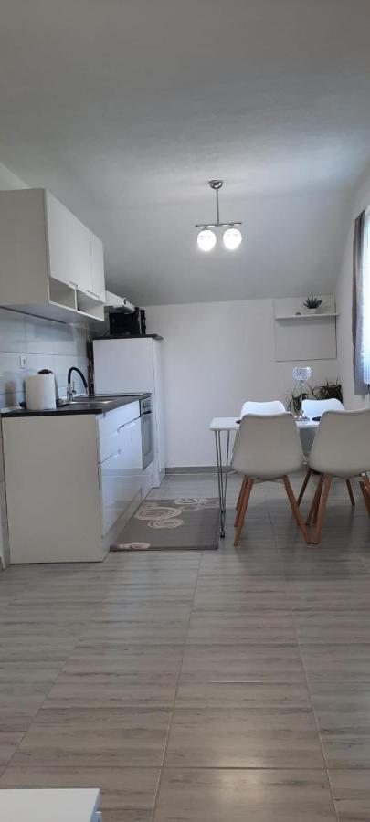 Apartman Karolina Rudanovac Exterior foto